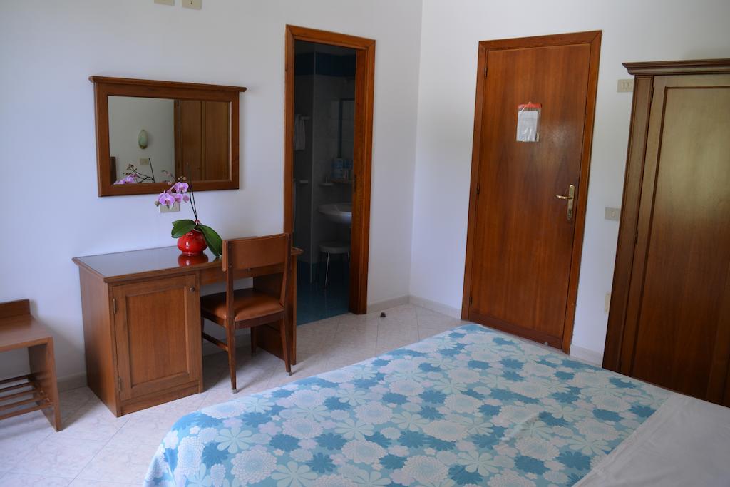 Hotel Maronti Barano d'Ischia Room photo